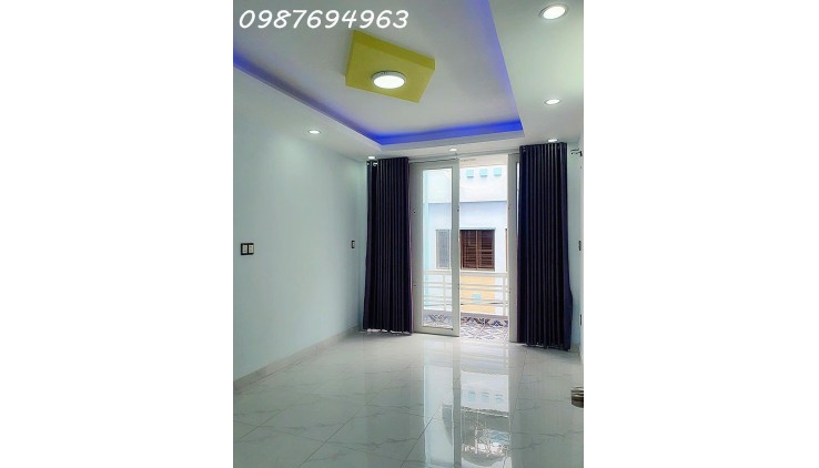 Q5 TRẦN BÌNH TRỌNG HẺM 1TRỤC THÔNG QUA NGUYỄN BIỂU 4 TẦNG BTCT 5PN KHU VỰC HIẾM CĂN BÁN 9.XT